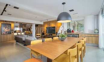 Imagem 2: Apartamento á Venda com 2 SuÍtes, 168m²