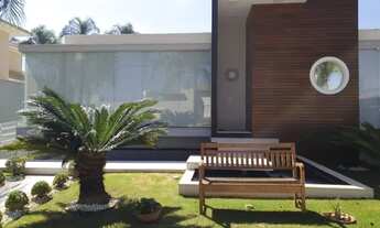 Imagem: Excelente Casa com 4 dormitórios à Venda