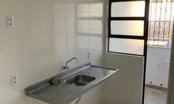Imagem 4: Apartamento pra locação, com 02 dormitórios, cozinha, banheiro, área de serviço