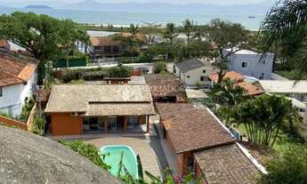 Imagem: FLORIANóPOLIS - Casa Padrão - Ponta das