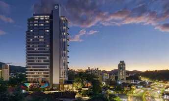 Imagem: Loft de alto padrão com Sacada ao lado