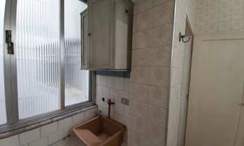 Imagem 7: Apartamento em predio frente mar com 64 metros quadrados vista lateral mar com 2 quartos