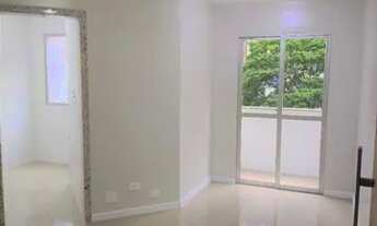 Imagem: Alugo apartamento reformado 2 quartos Bigorrilho