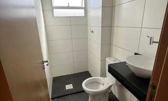 Imagem 5: Apartamento com porcelanato e dois quartos<br>Residencial Algarve MRV - Maranguape 1