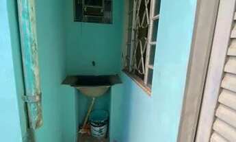 Imagem 3: QR 514 lote com 03 residencias 02 de 02qts e 01 de 01 qts escriturada R$ 195.000 escritura