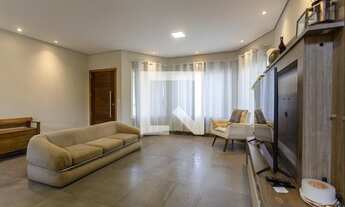 Imagem 3: Casa para Aluguel - Santa Felicidade, 2 Quartos, 263 m2