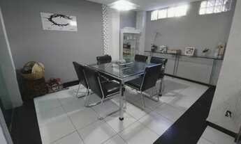 Imagem 4: Térrea para venda possui 100 metros quadrados com 2 quartos em Goiabeiras - Vitória - ES