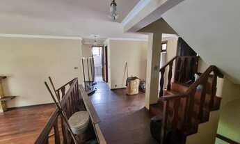 Imagem 6: Casa com 4 quartos e terreno plano ao lado do Parque Cremerie