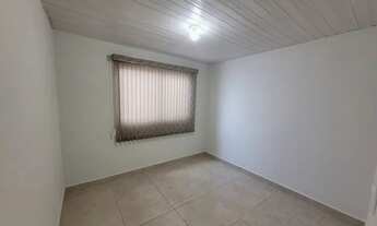 Imagem 6: Casa Fundos para aluguel com 90 m2 com 02 quartos no Bairro Laranjeiras - Uberlândia - MG