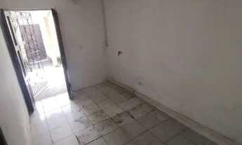 Imagem 4: Casa para aluguel com 60 metros quadrados com 2 quartos em Parangaba - Fortaleza - CE