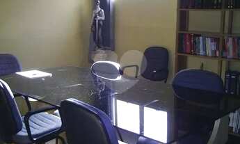 Imagem 7: Sobrado amplo em Frente West PLaza com 04 dormitórios 02 salas corredor lateral e 02 duas