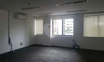 Imagem 4: Conjunto Comercial