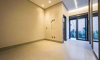 Imagem 2: Casa em condomínio à venda, 3 quartos, 3 suítes, 4 vagas, Granja Marileusa - Uberlândia/MG