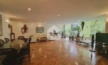 Imagem 3: Apartamento com 300 m , a venda no posto 6 com a planta original de 4 quartos, e com 2 vag