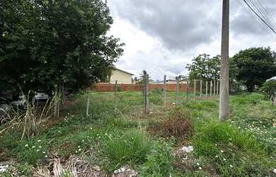 Imagem: Excelente Lote de Esquina no Bairro Santa