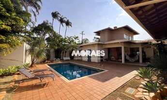 Imagem 5: Casa Mobiliada em Condomínio Fechado com 5 quartos, 448 m² - venda por R$ 2.800.000 ou alu