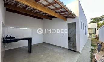 Imagem 2: Casa com 3 quartos e 180m² à venda por R$890.000,00 no bairro Rio Branco - Belo Horizonte