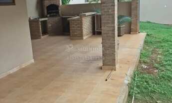 Imagem 2: Casa Tipo Sobrado no Jardim Alto Rio Preto de 03 Suítes com armários embutidos