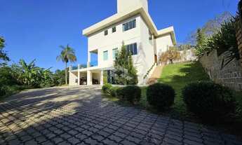 Imagem 5: Casa alto padrão, 5 suítes, 8 banheiros, escritório, 5 garagens, piscina, deck, sala de es