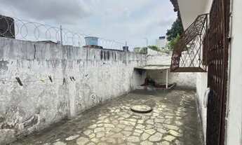 Imagem 2: Casa para Venda em João Pessoa, Cristo Redentor, 4 dormitórios, 2 suítes, 1 banheiro, 2 va