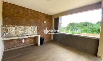 Imagem 4: Chácara mobiliada disponível para locação e venda no bairro Panorama em Uberlândia-MG