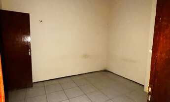 Imagem 7: Alugo casa pequena no Henrique Jorge