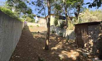 Imagem 4: Terreno com 225m² , localização com potencial de valorização no Engenho do Mato - Niterói