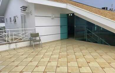 Imagem 10: Casa para Locação em Londrina, Centro, 3 dormitórios, 1 suíte, 3 banheiros, 6 vagas