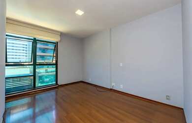 Imagem 7: Excelente Apartamento de 3 Quartos com Suíte e Varanda Frontal em Agriões