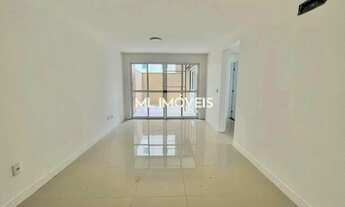 Imagem 2: Apartamento à venda na Praia Campista com varanda e suíte