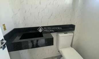 Imagem 7: Sobrado moderno de esquina à venda no Bairro Vila Verde, pensado para oferecer conforto, s