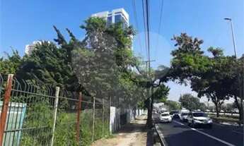 Imagem: Terreno à venda em Parque Residencial Da