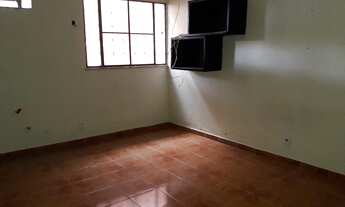 Imagem 7: Casa na Cachoeirinha com 05 Suítes com Piscina