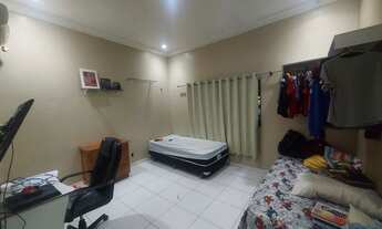 Imagem 4: Sobrado para venda possui 260 metros quadrados com 4 quartos em Novo Aleixo - Manaus - Ama