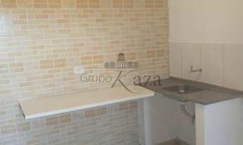 Imagem 2: Casa/Edícula com 1 Dormitório Banheiro e Cozinha no