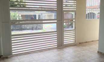 Imagem 2: Casa C/ 3 quartos financia , blindex, Forro em Gesso, piso Porcelanato pt. automático!