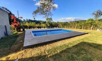 Imagem 2: Casa de condomínio para venda com 180 metros quadrados com 3 quartos