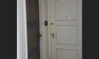 Imagem 2: Excelente apto. com 110 m2, 3 quartos sendo 1 suite, localizado no bairro de Moema