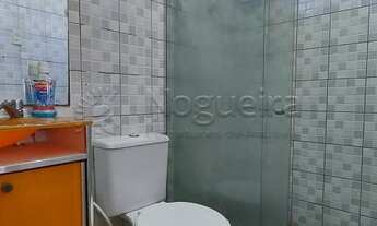 Imagem 5: Casa duplex com excelente localização no bairro dos Aflitos e possui 331,66m² de área cons