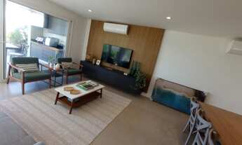 Imagem 4: Casa de condomínio sobrado para aluguel e venda possui 210 metros quadrados com 4 quartos