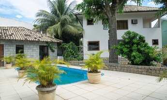 Imagem 2: Casa Duplex - Pedras Douradas - 5 quartos - 3 suítes - 3 vagas de garagem