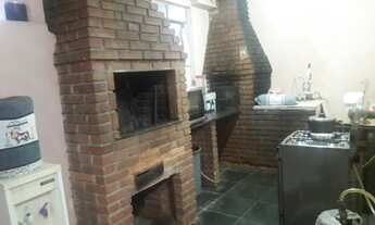 Imagem 4: Casa para venda possui 245 metros quadrados com 3 quartos em Vila Oliveira - Mogi das Cruz