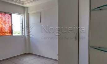 Imagem 7: Apartamento para venda possui 76 metros quadrados com 3 quartos em Prado - Recife - PE