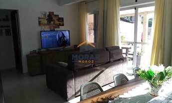 Imagem 3: Casa com Piscina no Jardim Canadá