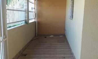 Imagem 4: ALUGO CASA 2QTS Casa com 2 dormitórios