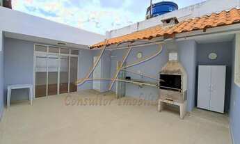 Imagem: Casa geminada tríplex, modernizado, no