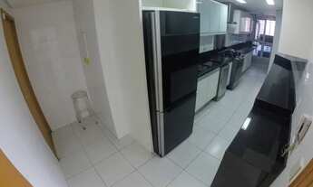 Imagem 2: Vieiralves - 2 Suítes, Master com Closet - Mobiliado