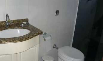 Imagem 4: Sobrado a venda em Peruibe com piscina, 5 dormitórios sendo 2 suites (todos com ar-cond)