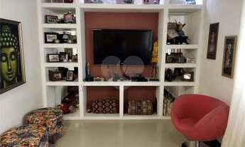 Imagem 5: Vende Excelente Casa de Condomínio na Saúde com 3 Dormitórios