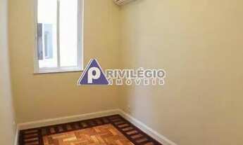 Imagem: Leblon! Sala 3 quartos repleto de armários